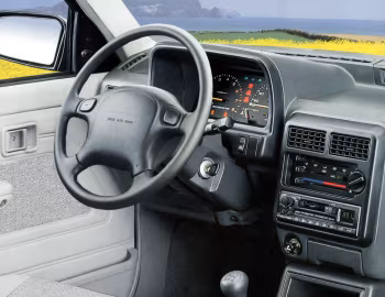 Торпедо Kia Pride 5-door [EU-spec] (WA) '1995–02.2000
