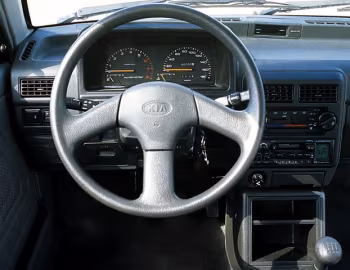 Торпедо Kia Pride 5-door [EU-spec] (WA) '1995–02.2000