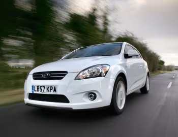 Kia pro_cee'd [UK-spec] (ED) '2007–11