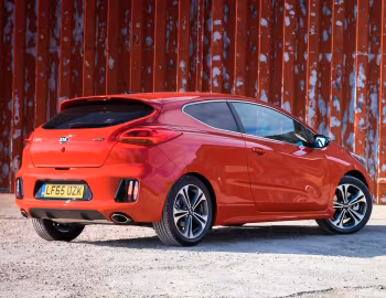 Kia pro_cee'd GT Line [UK-spec] (JD) '2015–19