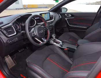 Інтэр'ер Kia ProCeed GT [Worldwide] '2019–21