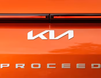 Kia ProCeed GT [UK-spec] '2021–24