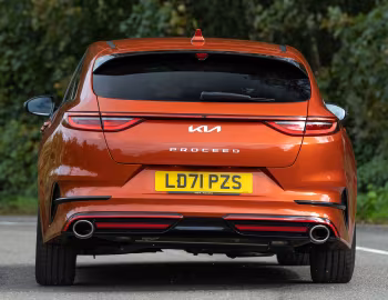Kia ProCeed GT [UK-spec] '2021–24