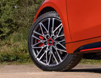 Kia ProCeed GT [UK-spec] '2021–24