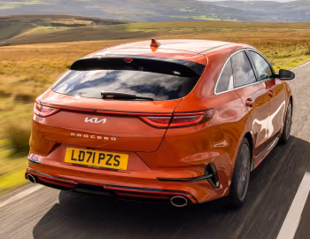 Kia ProCeed GT [UK-spec] '2021–24
