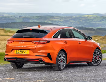 Kia ProCeed GT [UK-spec] '2021–24