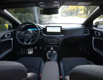 Торпедо Kia ProCeed GT Line [Worldwide] '2021–24