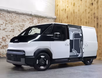 Kia PV5 Cargo L2H1 4-door [UK-spec] '2025–pr.