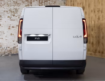 Kia PV5 Cargo L2H1 4-door [UK-spec] '2025–н.в.
