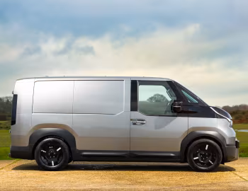 Kia PV5 Cargo L2H1 3-door [UK-spec] '2025–н.в.
