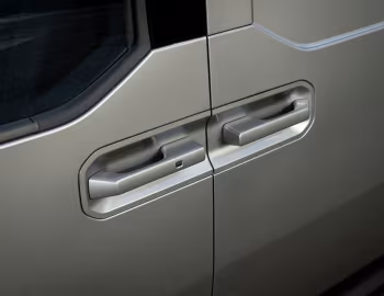 Kia PV5 Cargo L2H1 3-door [UK-spec] '2025–pr.