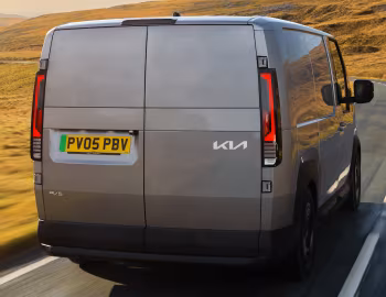 Kia PV5 Cargo L2H1 3-door [UK-spec] '2025–pr.