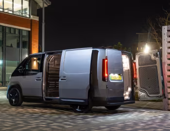 Kia PV5 Cargo L2H1 3-door [UK-spec] '2025–pr.
