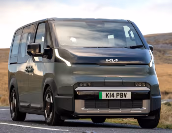 Kia PV5 Passenger [UK-spec] '2025–pr.