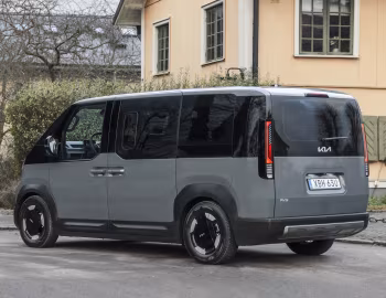 Kia PV5 Passenger [EU-spec] '2025–pr.