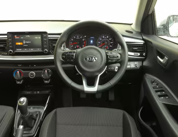 Торпедо Kia Rio [UK-spec] (YB) '2017–20