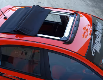 Kia Rio5 "Red Rocket" (JB) '11.2005