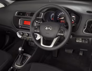 Торпедо Kia Rio 3-door [Australia] (UB) '2015–16