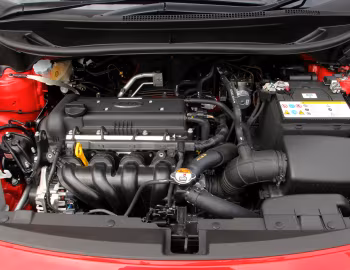 Под капотом Kia Rio 5-door [UK-spec] (UB) '2011–15