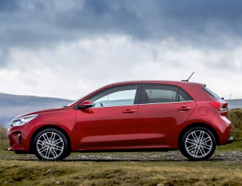 Kia Rio "First Edition" [UK-spec] (YB) '2017