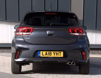 Kia Rio GT-Line [UK-spec] (YB) '2018–20
