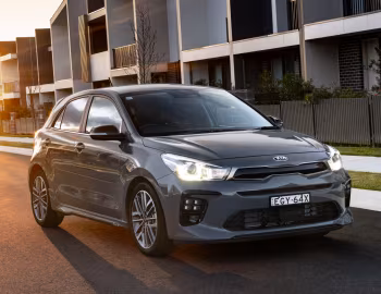 Kia Rio GT-Line [Australia] (YB) '2020–22