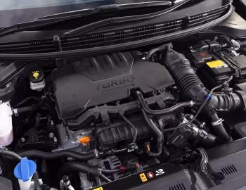 Под капотом Kia Rio GT-Line S [UK-spec] '2021–23