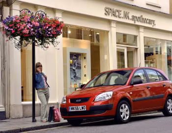 Kia Rio Hatchback [UK-spec] (JB) '2005–09