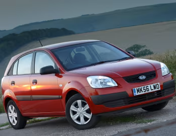 Kia Rio Hatchback [UK-spec] (JB) '2005–09