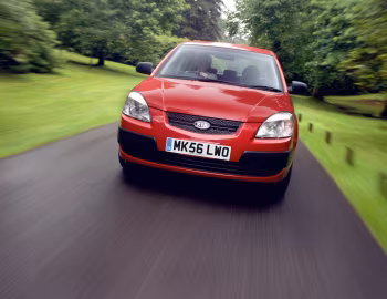 Kia Rio Hatchback [UK-spec] (JB) '2005–09