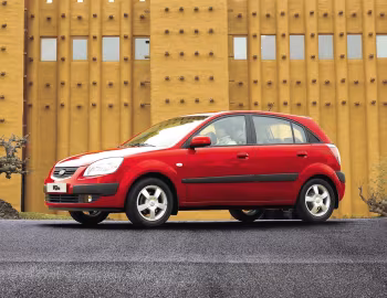 Kia Rio Hatchback 1.5 CRDi '2005–09