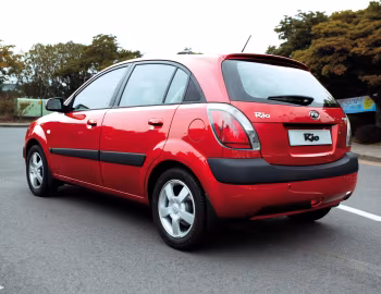 Kia Rio Hatchback 1.5 CRDi '2005–09