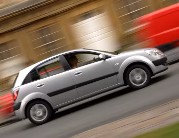 Kia Rio Hatchback [UK-spec] (JB) '2005–09