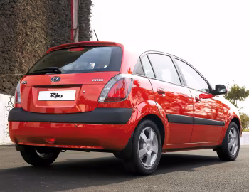 Kia Rio Hatchback 1.5 CRDi '2005–09