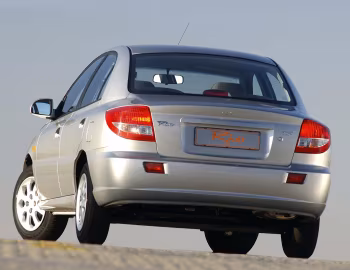 Kia Rio Sedan [South Africa] (DC) '2002–05