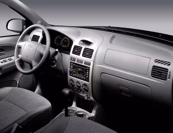 Торпедо Kia Rio Sedan [Worldwide] (DC) '2002–05