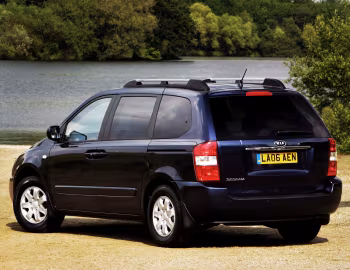 Kia Sedona [UK-spec] '2006–10