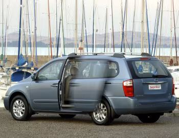 Kia Sedona [South Africa] '04.2007–11.2011