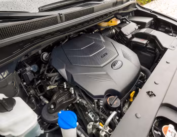 Под капотом 2019–21 Kia Sedona SXL [North America] (YP) '2018–21
