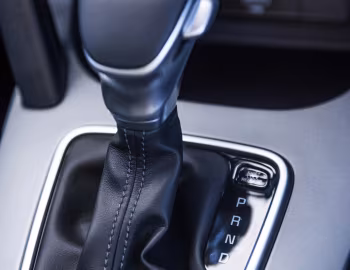 Интерьер Kia Seltos EX+ [South Africa] '2020–24