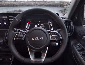 Торпедо Kia Sonet EX [South Africa] '2022–24