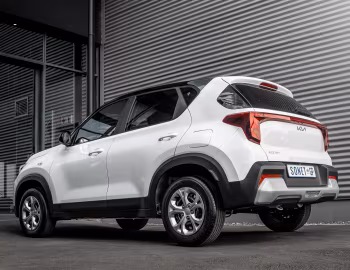 Kia Sonet LS [South Africa] '2024–н.в.