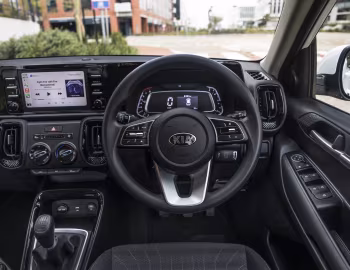 Торпедо Kia Sonet LX [South Africa] '2021–22