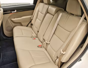 Интерьер 2010–12 Kia Sorento [North America] (XM) '2009–12