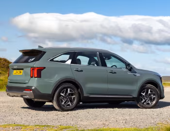 Kia Sorento HEV [UK-spec] (MQ4) '2024–pr.