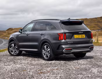Kia Sorento HEV [UK-spec] '2023–24