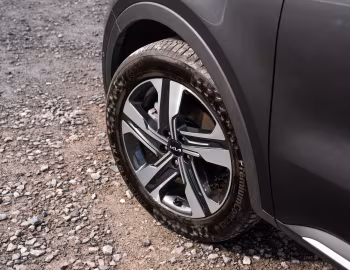 Kia Sorento HEV [UK-spec] '2023–24