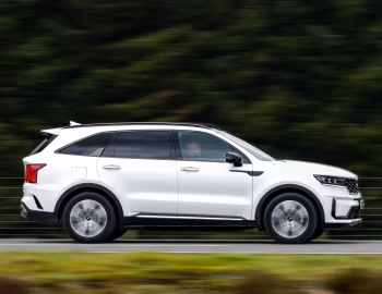 Kia Sorento PHEV [UK-spec] (MQ4) '2023–24