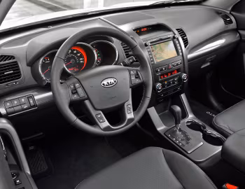 Торпедо 2011–12 Kia Sorento SX [North America] (XM) '2010–12