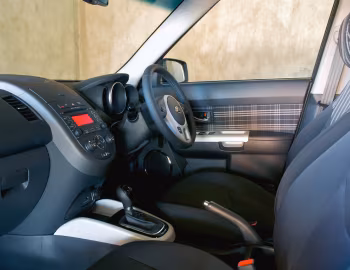 Интерьер Kia Soul [UK-spec] (AM) '10.2011–14